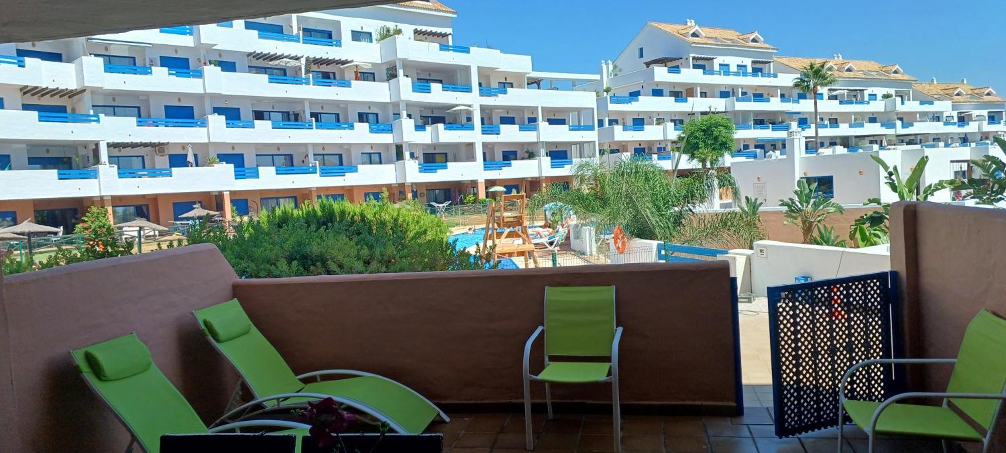 Residencial La Duquesa Suites Golf & Gardens Сан-Луис-де-Сабинильяс Экстерьер фото