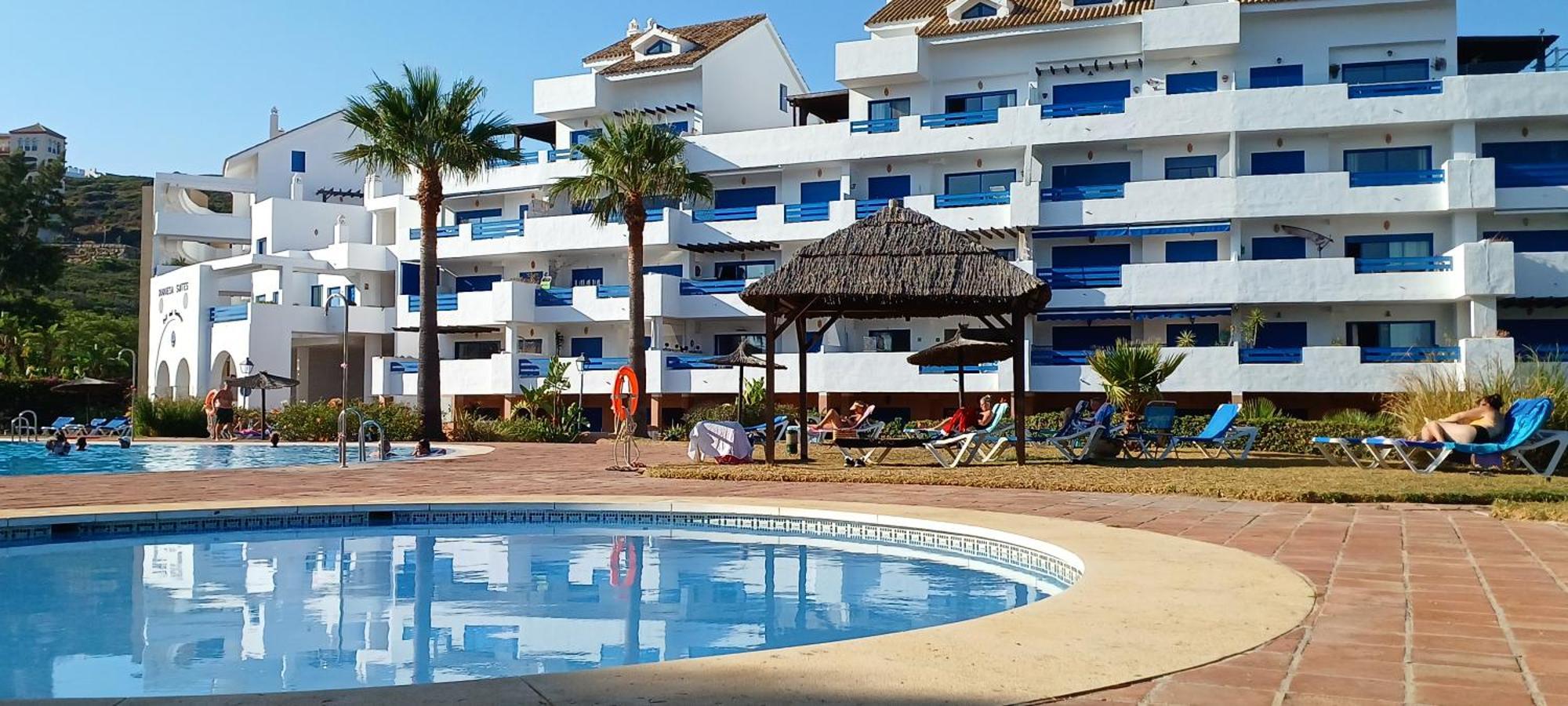 Residencial La Duquesa Suites Golf & Gardens Сан-Луис-де-Сабинильяс Экстерьер фото